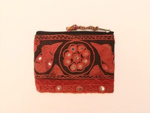 Pochette double face en tisu et brodé 1 bis