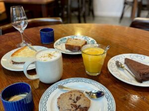 Yoga et petit dej chez friand