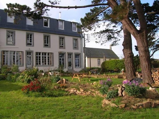 gite retraite yoga surf bretagne